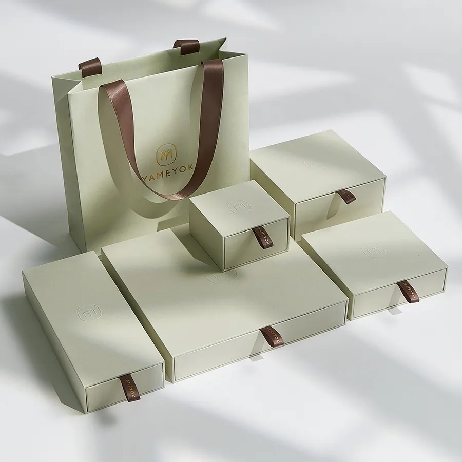 Custom Box — corporate gift Dubai